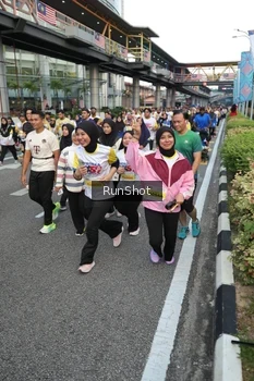 Runner Photo 4562383