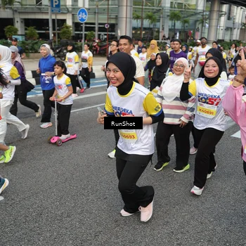 Runner Photo 4562434