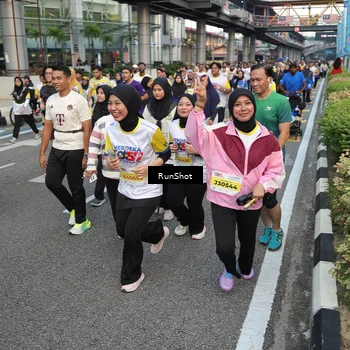 Runner Photo 4562438