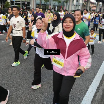 Runner Photo 4562469