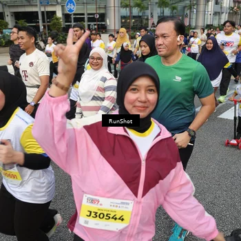 Runner Photo 4562530