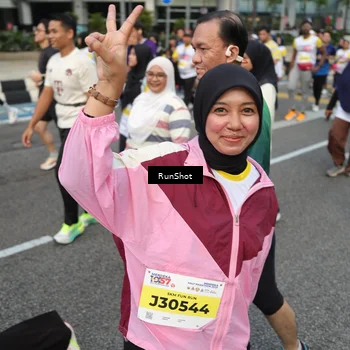 Runner Photo 4562555