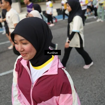 Runner Photo 4562669
