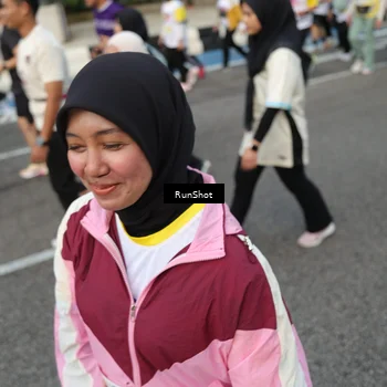 Runner Photo 4562676