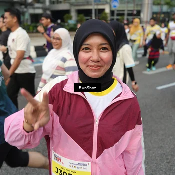 Runner Photo 4562687