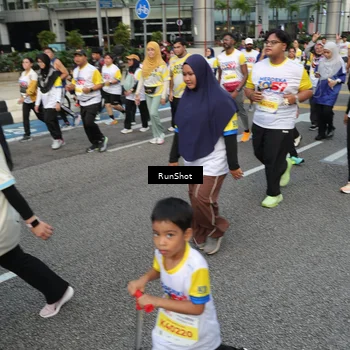 Runner Photo 4562733