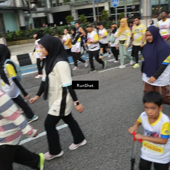 Runner Photo 4562749