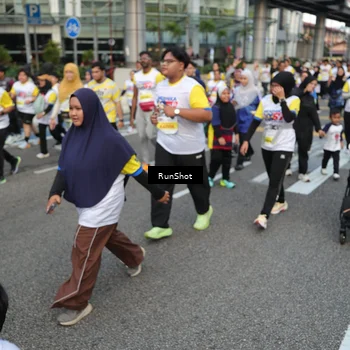 Runner Photo 4562761