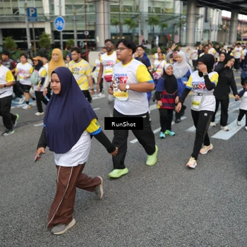 Runner Photo 4562784