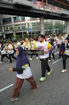 Runner Photo 4562868