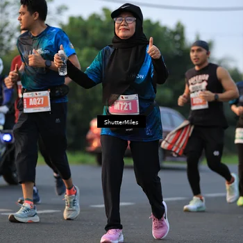 Runner Photo 4563003