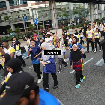 Runner Photo 4563108