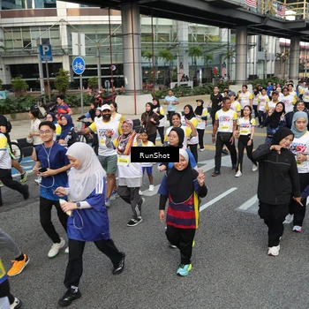 Runner Photo 4563135