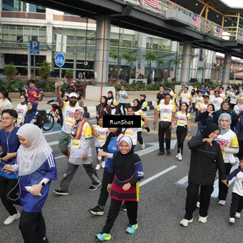 Runner Photo 4563178