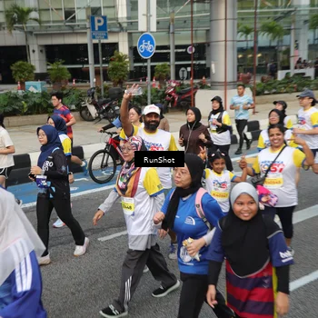 Runner Photo 4563248