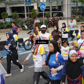 Runner Photo 4563251
