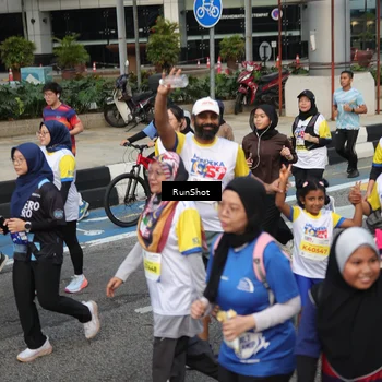 Runner Photo 4563264