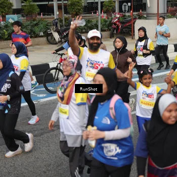 Runner Photo 4563267