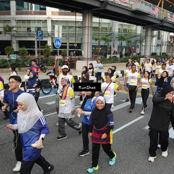 Runner Photo 4563291