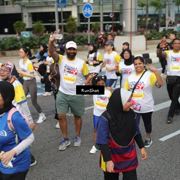 Runner Photo 4563354
