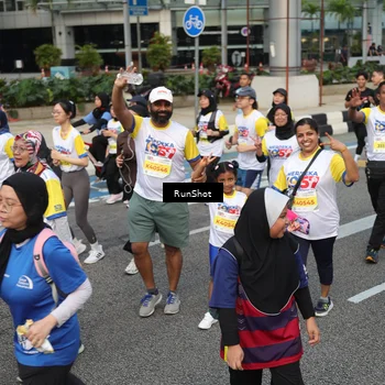 Runner Photo 4563415