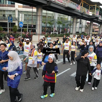 Runner Photo 4563450