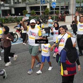 Runner Photo 4563486