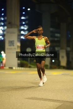 Runner Photo 4563514