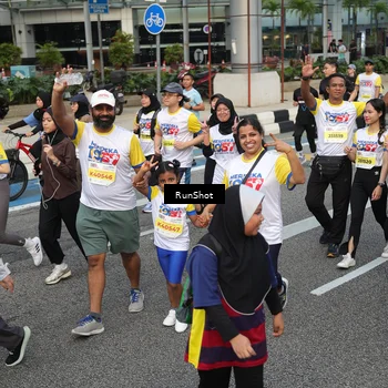 Runner Photo 4563533