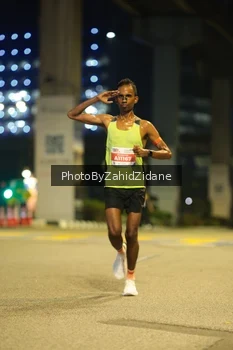 Runner Photo 4563541