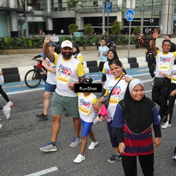 Runner Photo 4563582