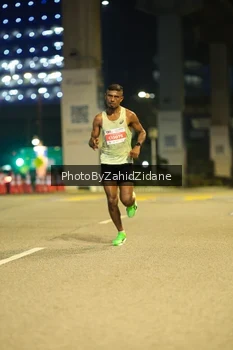 Runner Photo 4563585