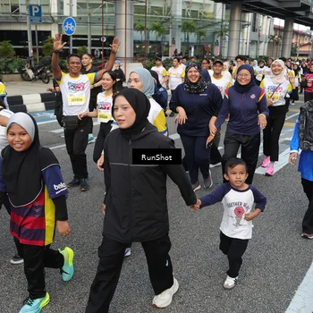 Runner Photo 4563724