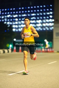 Runner Photo 4563767