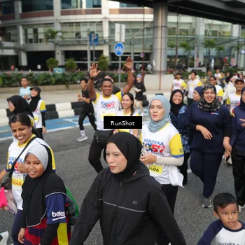 Runner Photo 4563825