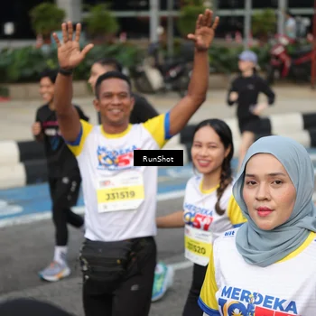 Runner Photo 4563878