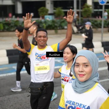 Runner Photo 4563978