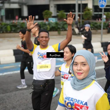 Runner Photo 4563981