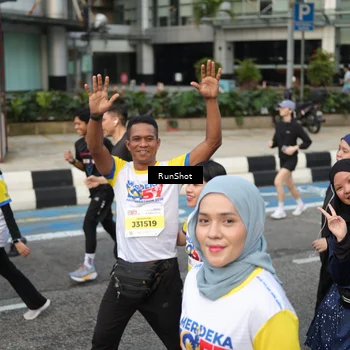 Runner Photo 4564039