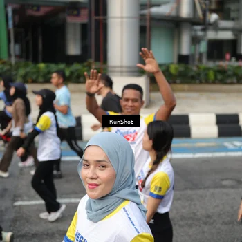 Runner Photo 4564069