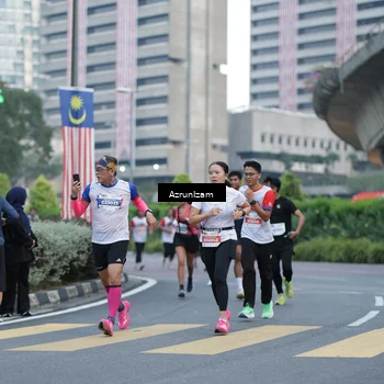 Runner Photo 4564075