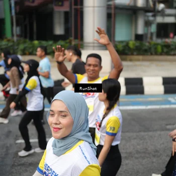 Runner Photo 4564087
