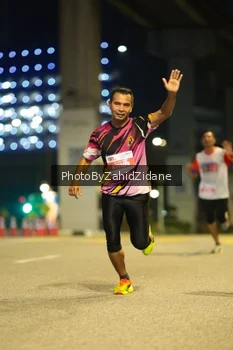 Runner Photo 4564116