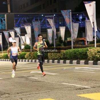 Runner Photo 4564118