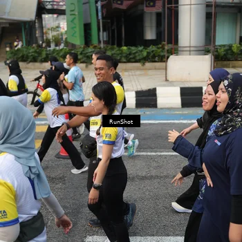 Runner Photo 4564139