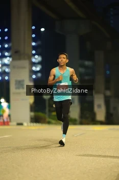 Runner Photo 4564185