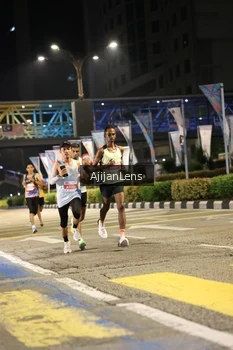 Runner Photo 4564201