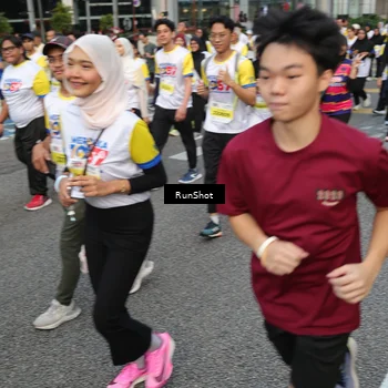 Runner Photo 4564243