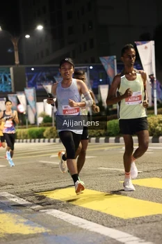Runner Photo 4564250