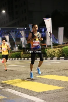 Runner Photo 4564302